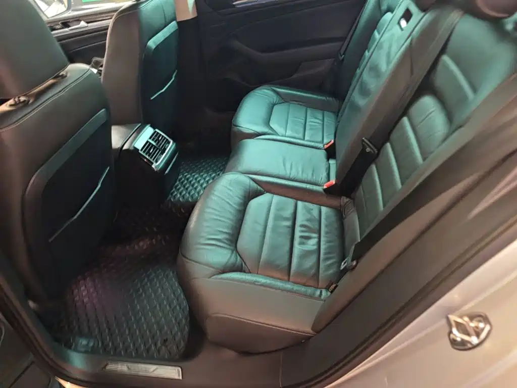 Volkswagen Phideon — миниатюра 17