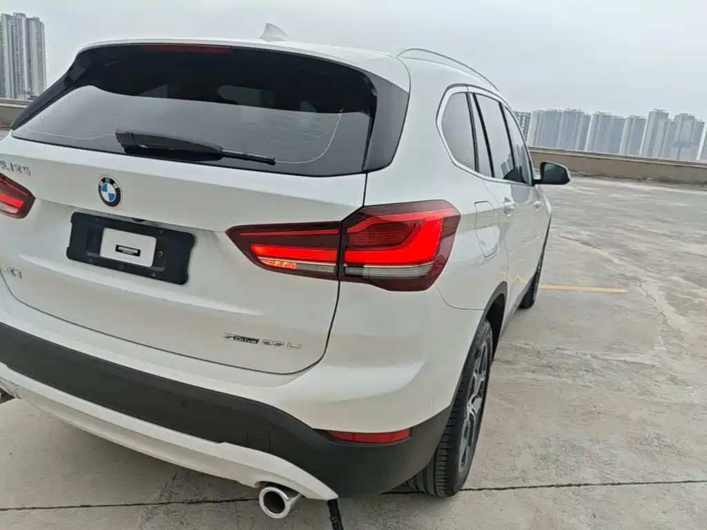 BMW X1 — миниатюра 8