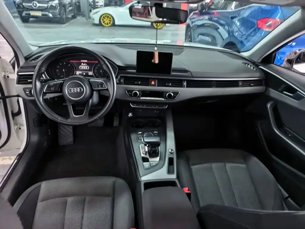 Audi A4L — миниатюра 10