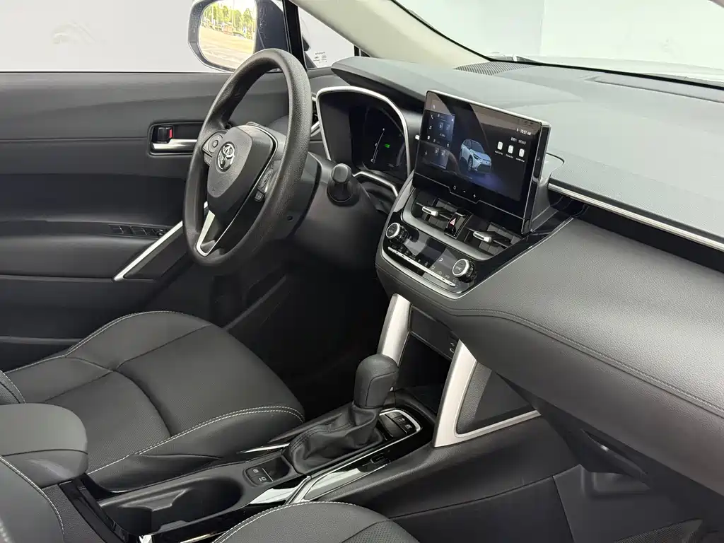 Toyota Frontlander — миниатюра 15
