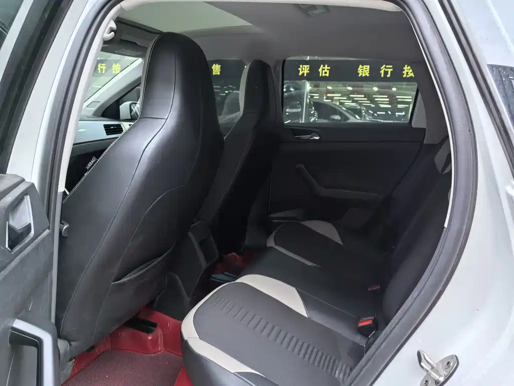 Volkswagen Polo — миниатюра 9