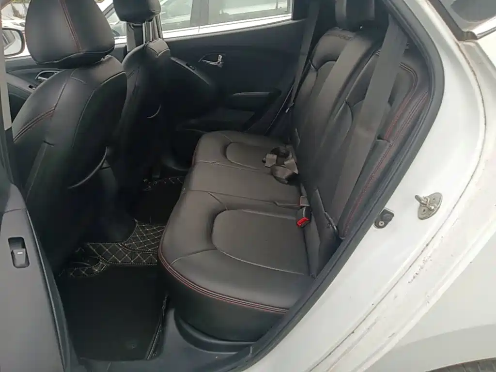 Hyundai ix35 — миниатюра 17
