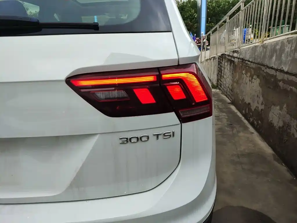 Volkswagen Tiguan L — миниатюра 8