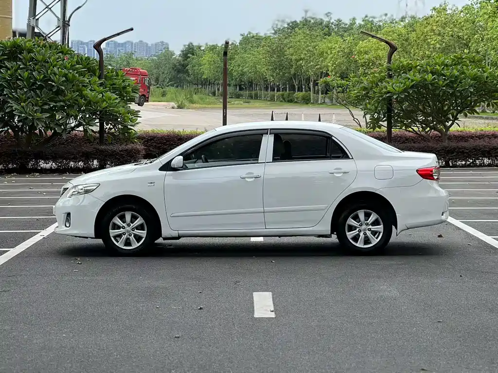 Toyota Corolla 2013 1.6L MT GL