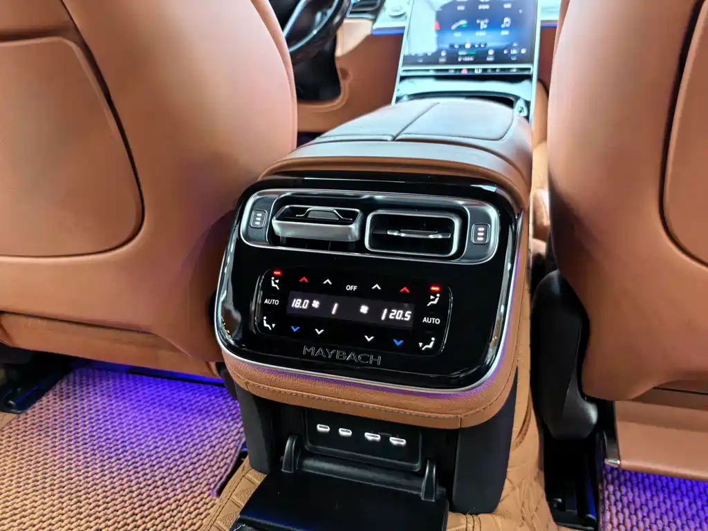 Mercedes-Benz S-Class — миниатюра 11