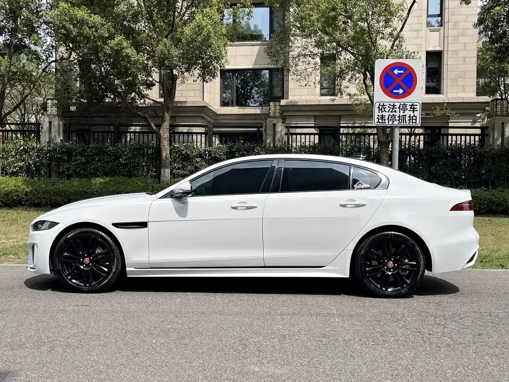 Jaguar XEL 2021 2.0T 250PS Sport