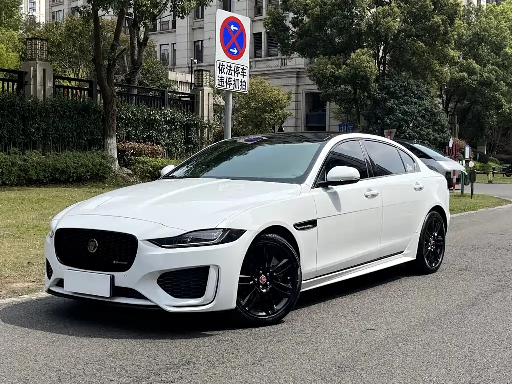 Jaguar XEL