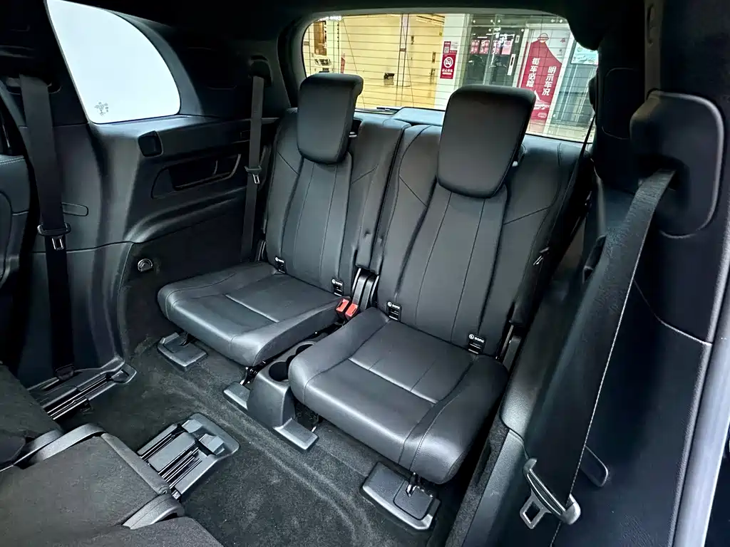 Mercedes-Benz GLB — миниатюра 6