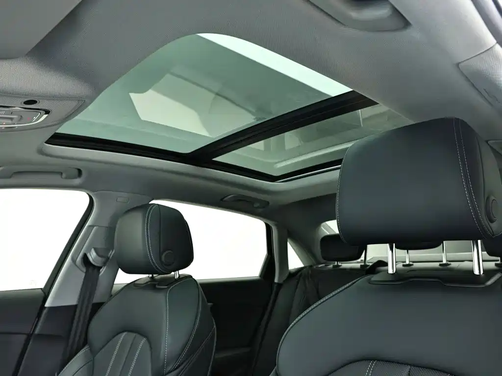Audi A4L — миниатюра 13