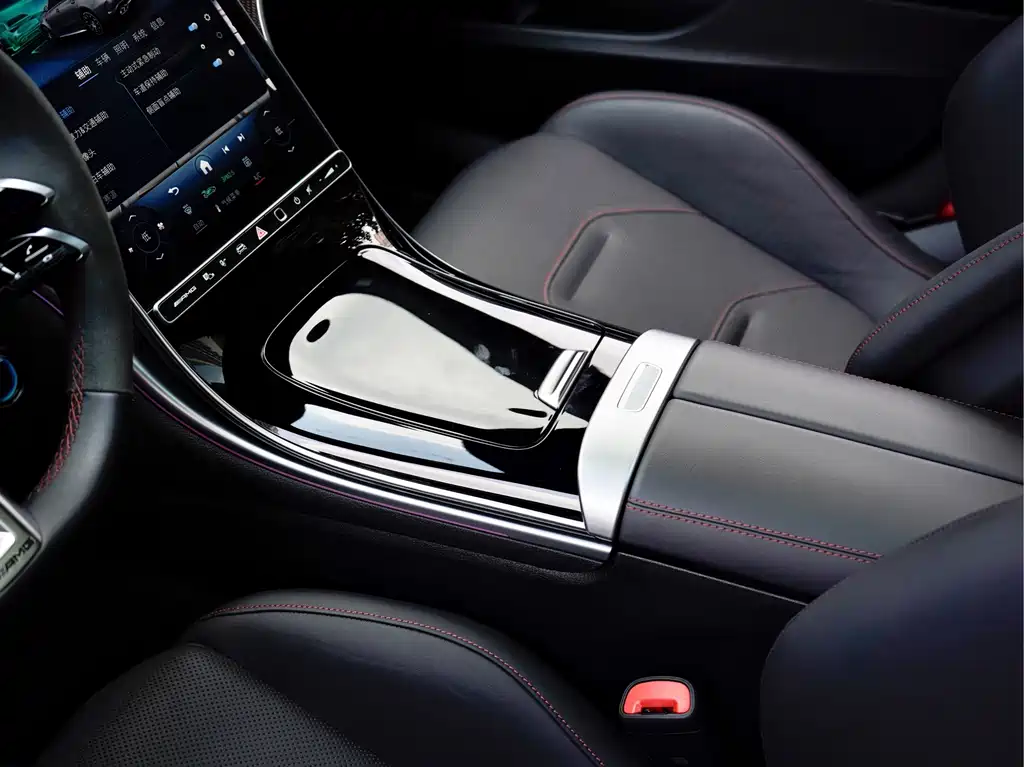 Mercedes-Benz C-Class AMG New Energy — миниатюра 13