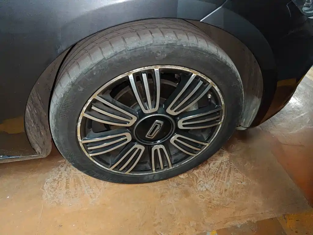 Qoros Qoros 3 — миниатюра 9