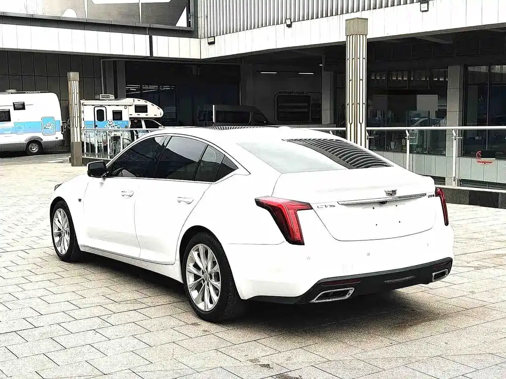 Cadillac CT5 — миниатюра 16