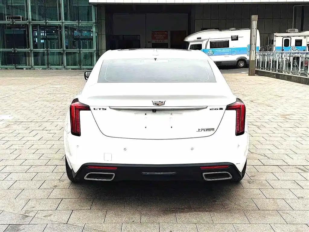 Cadillac CT5 — миниатюра 17
