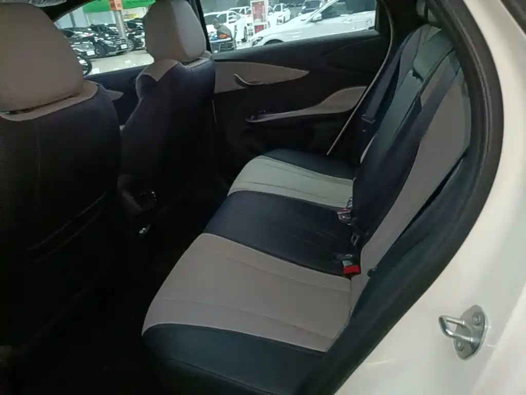 BYD Dolphin — миниатюра 17