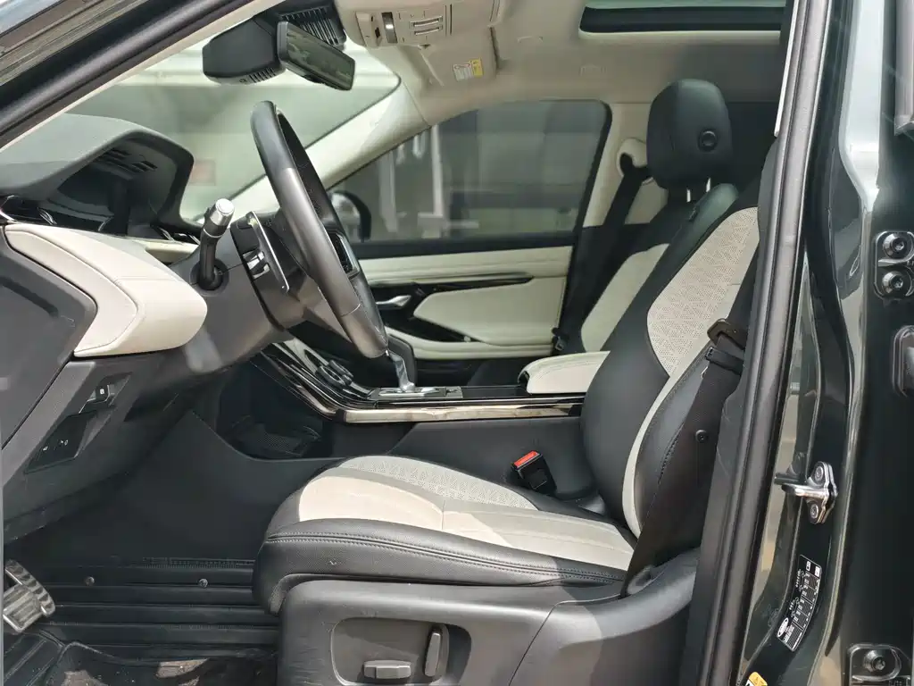Land Rover Evoque — миниатюра 9