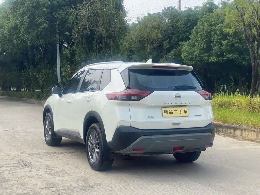 Nissan X-Trail — миниатюра 9