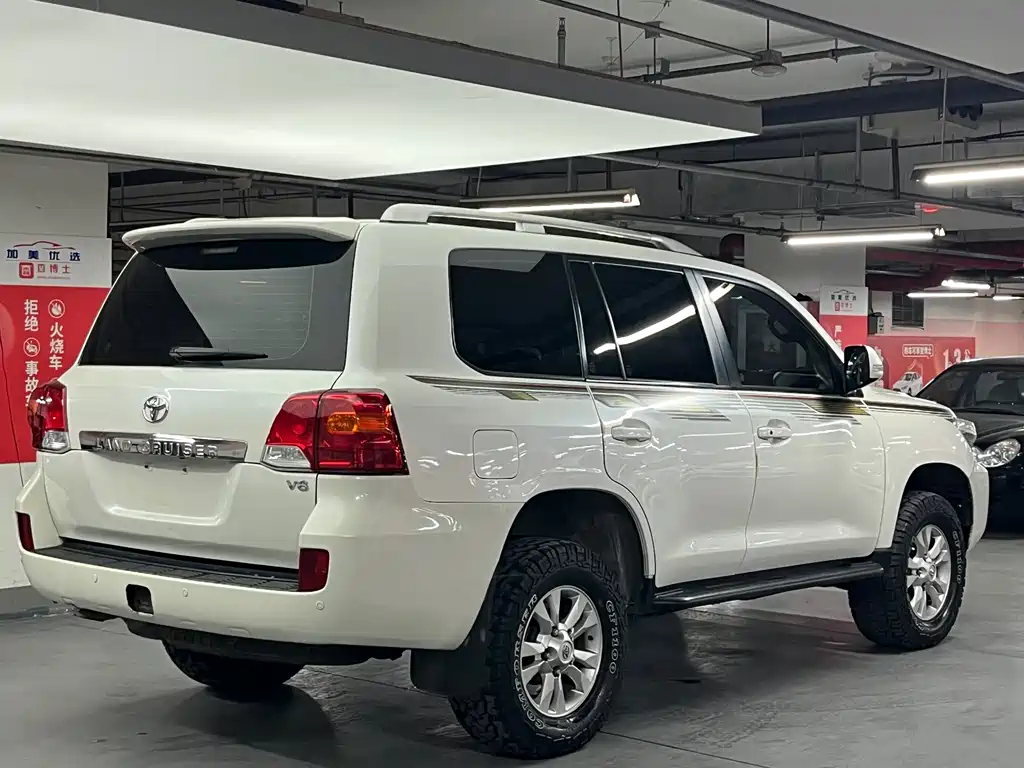 Toyota Land Cruiser 2015 4.0L V6