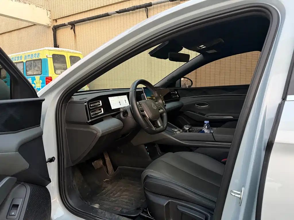 BYD Qin L — миниатюра 4