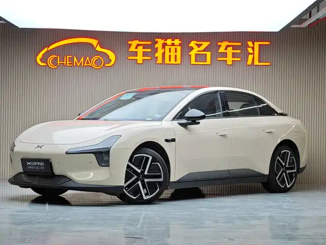 2025 Xpeng Mona M03