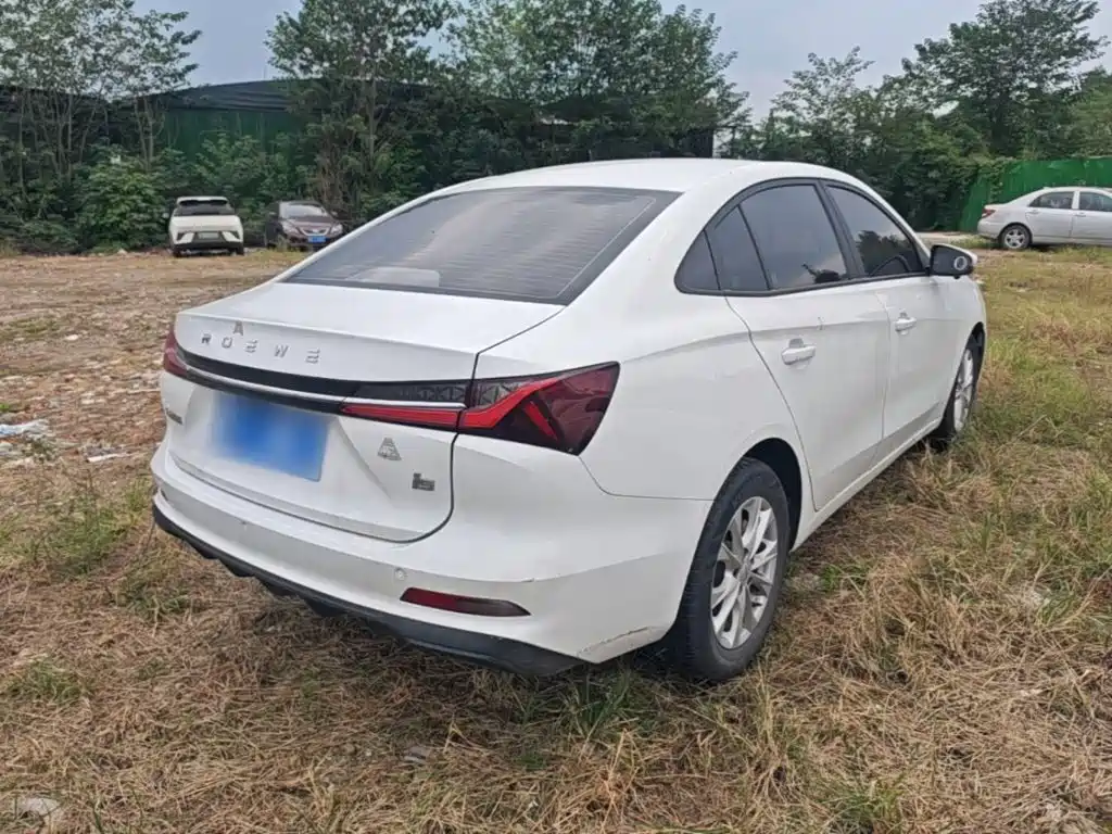 Roewe i5 — миниатюра 7