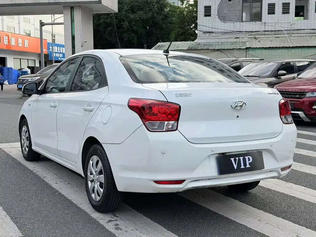Hyundai Verna — миниатюра 18