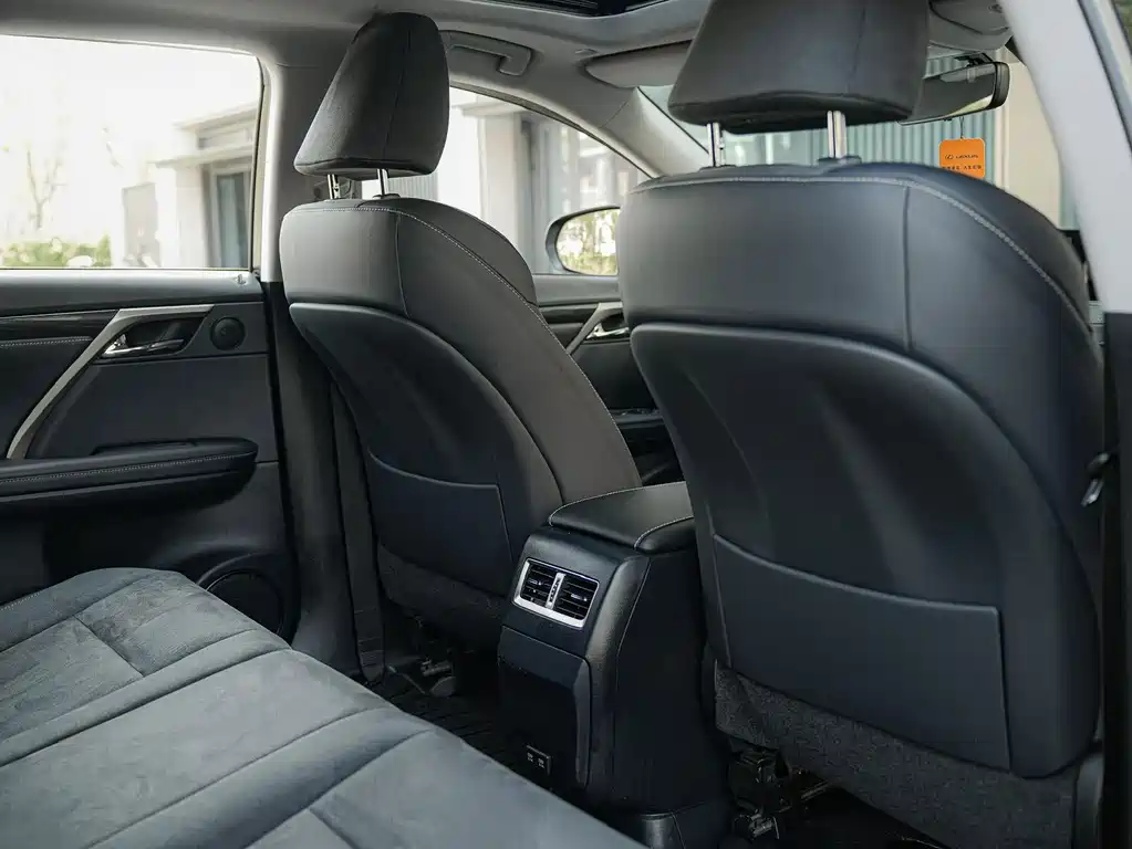 Lexus RX — миниатюра 13