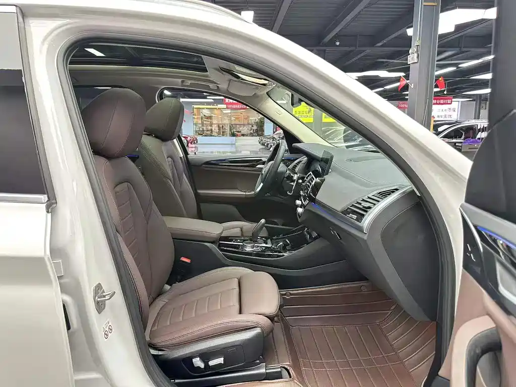 BMW X3 — миниатюра 4