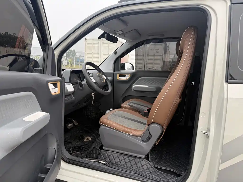 Wuling MINIEV — миниатюра 7