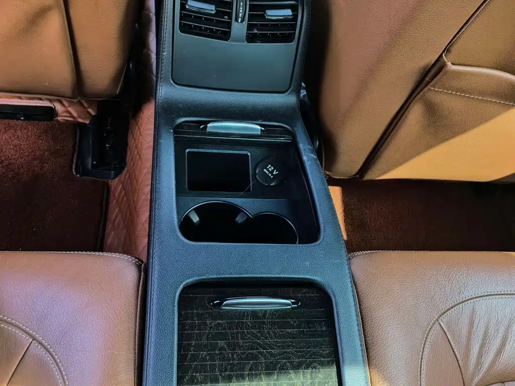 Mercedes-Benz CLS — миниатюра 7
