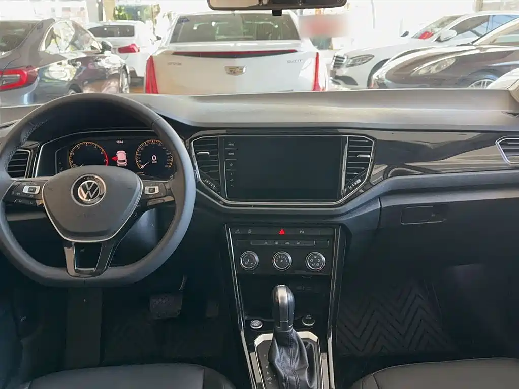VOLKSWAGEN T ROC EXPLORING SONGS