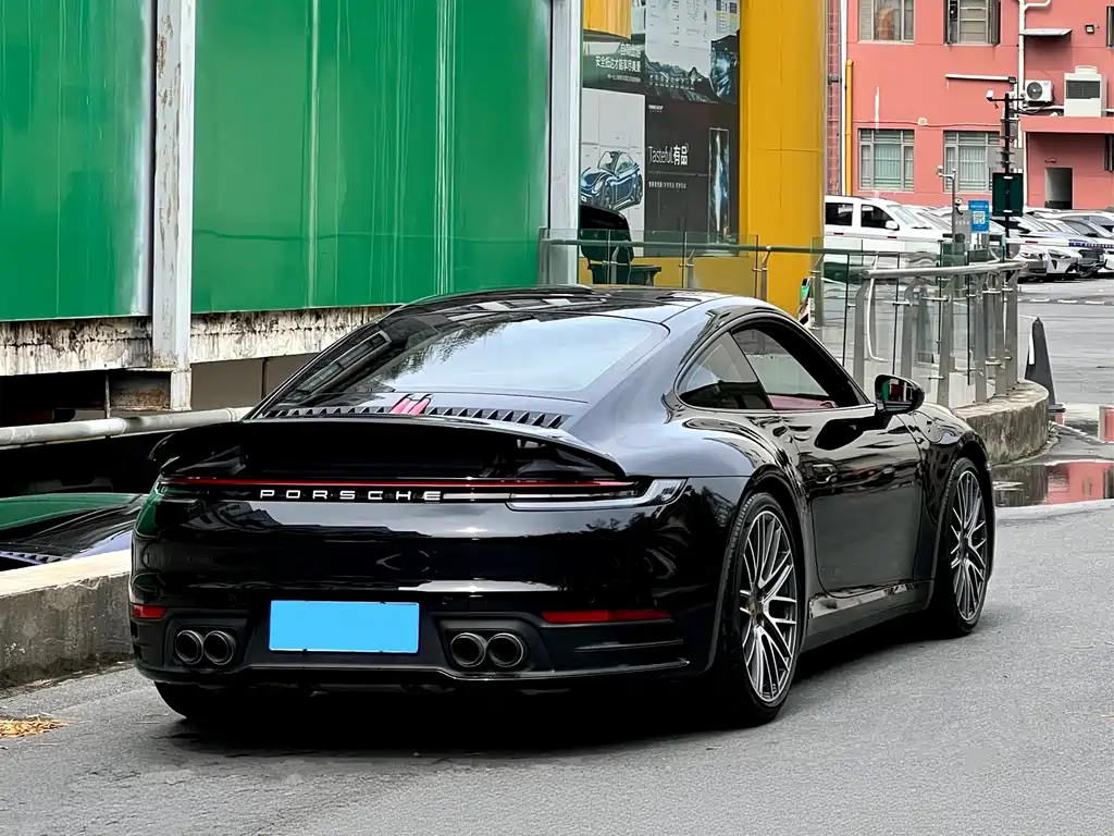 Porsche 911 2022 Carrera 3.0T