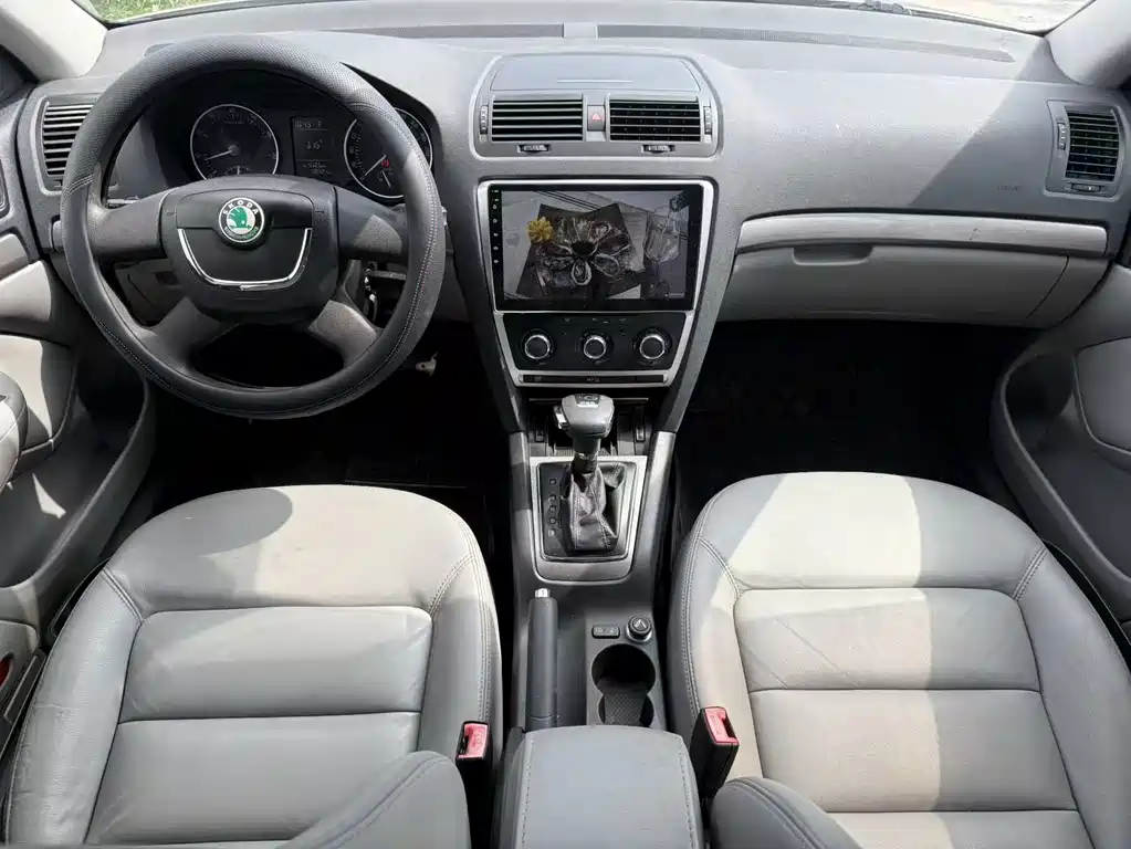 Skoda Octavia — миниатюра 16