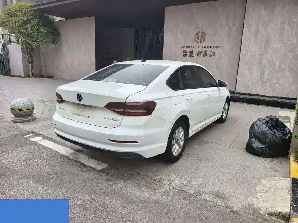 Volkswagen Lavida — миниатюра 9