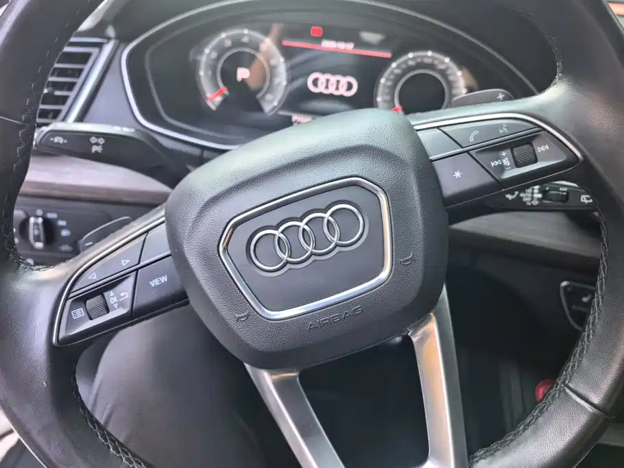 Audi Q5L — миниатюра 15