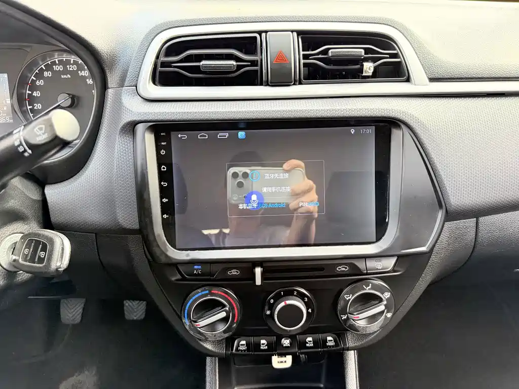 Hyundai Verna — миниатюра 11