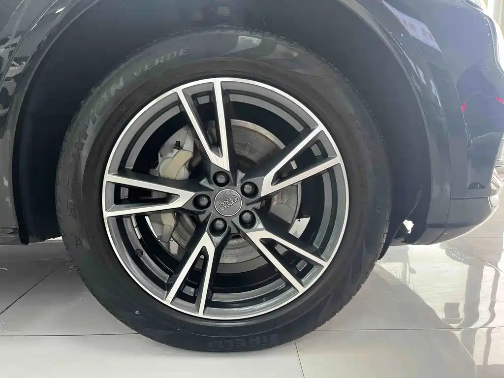 Audi Q5L — миниатюра 16