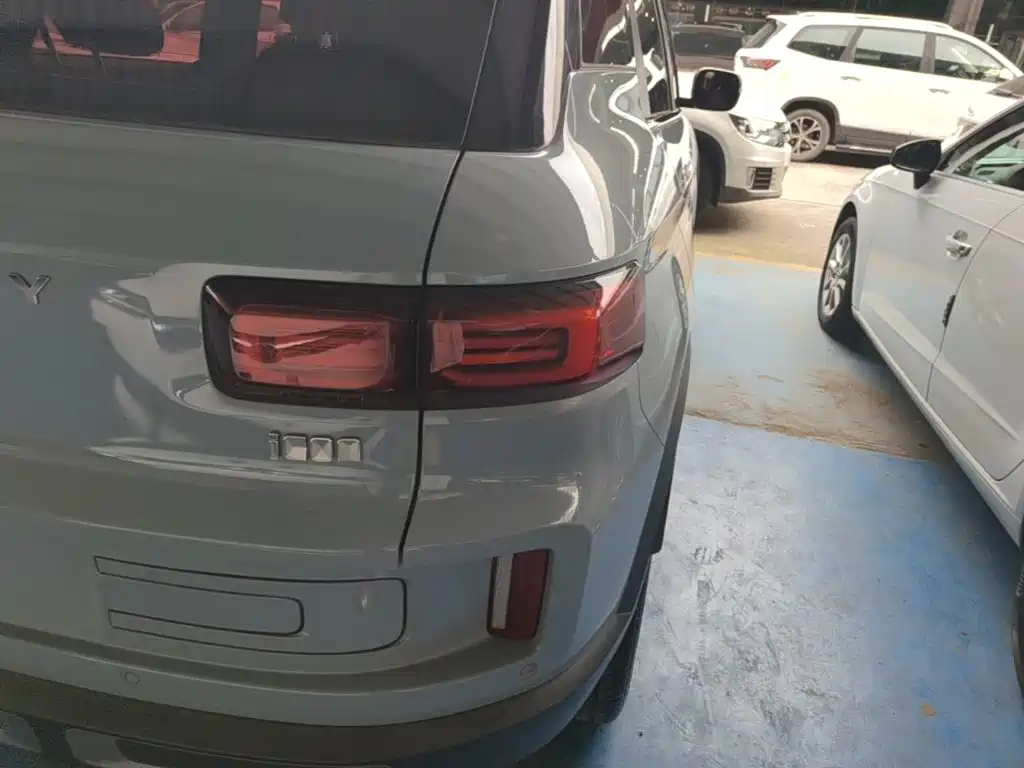 Geely Icon 2020 1.5TD i6 BSG