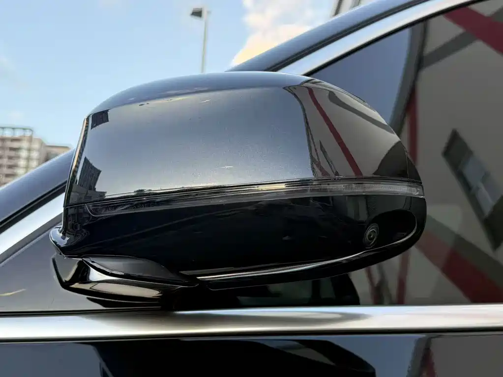 BMW X5 — миниатюра 10