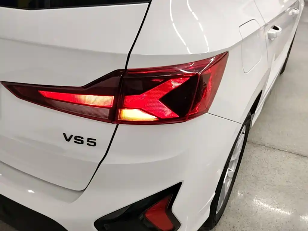 Jetta VS5 — миниатюра 8