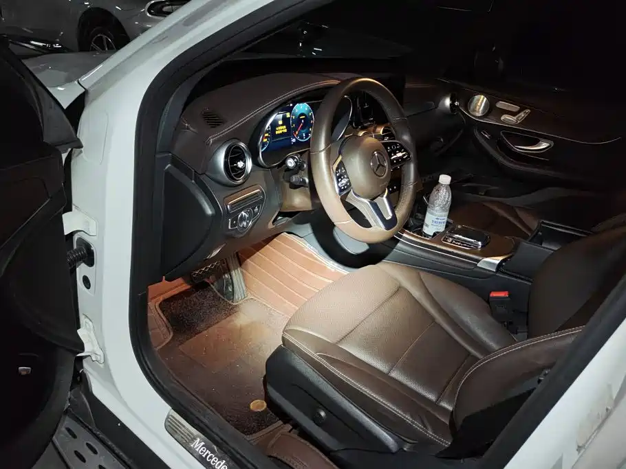 Mercedes-Benz GLC — миниатюра 9