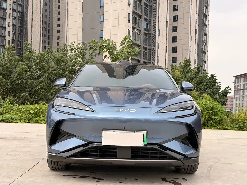 BYD Sealion 07 EV — миниатюра 2