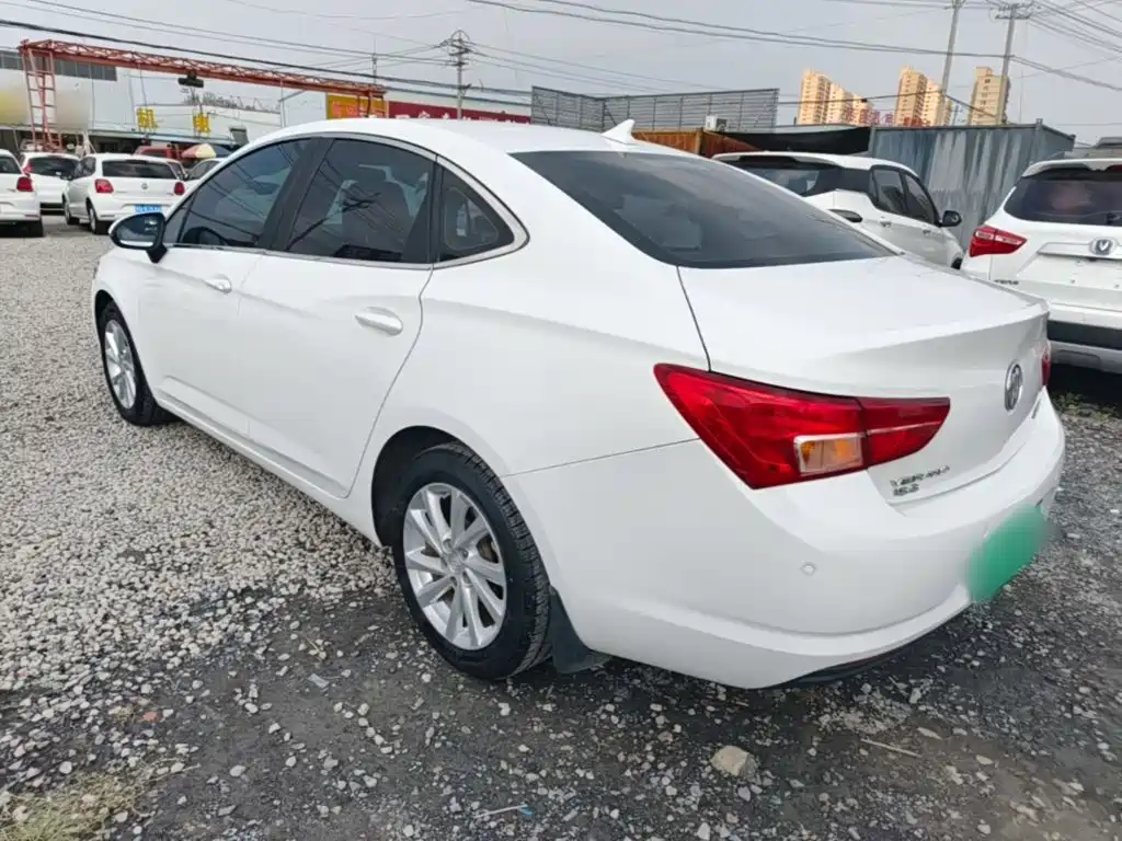 Buick Verano — миниатюра 5