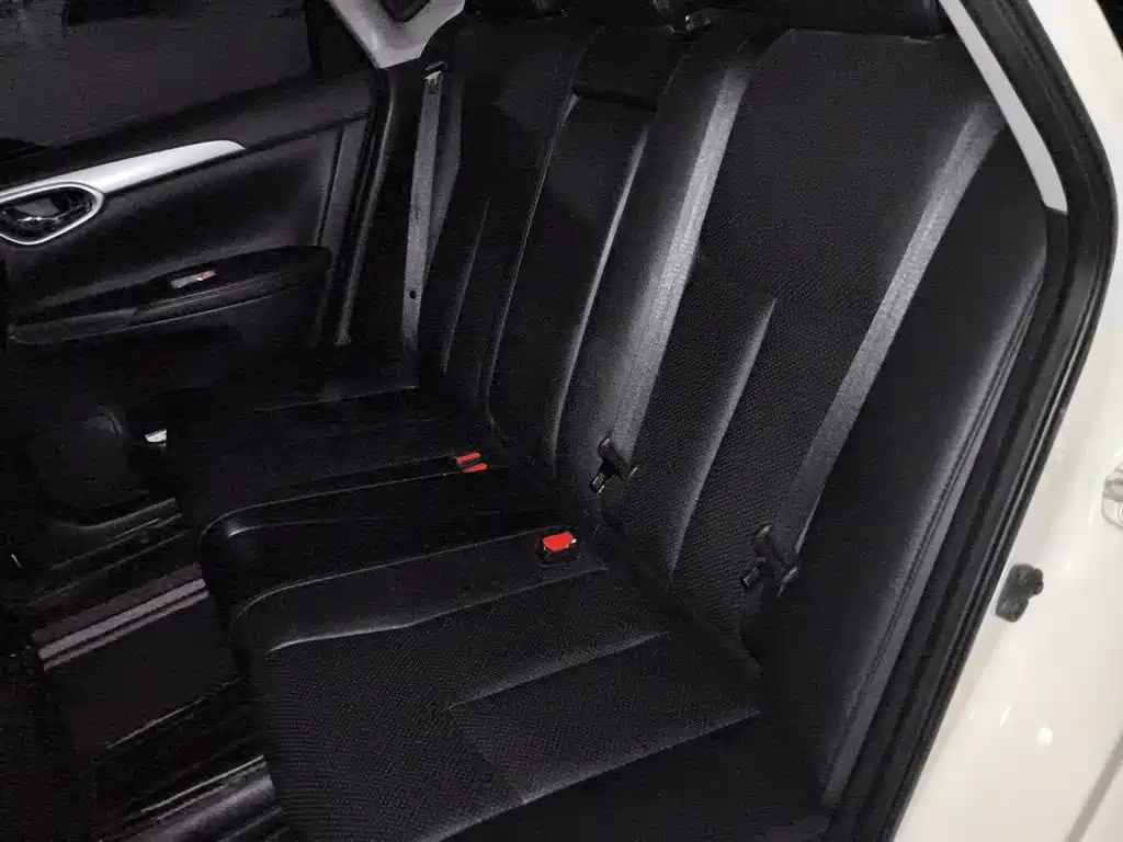 Nissan Sylphy — миниатюра 13