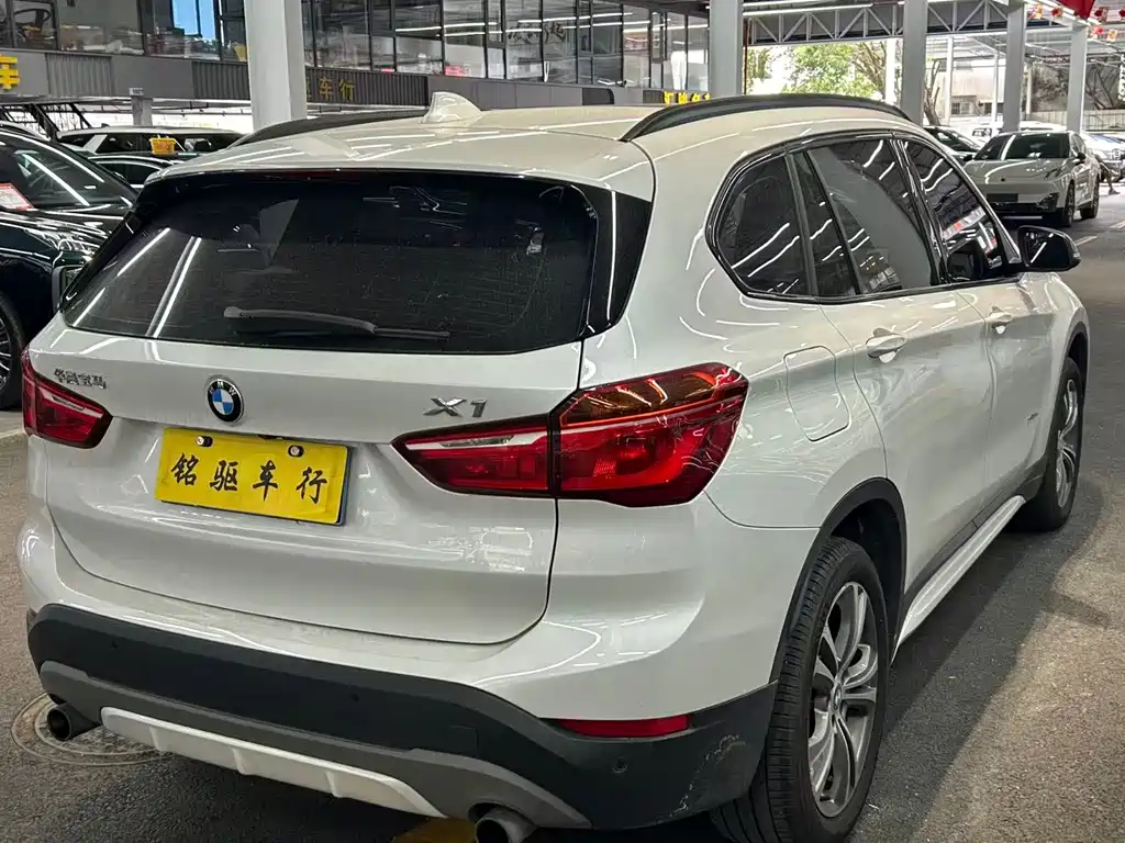 BMW X1 — миниатюра 7