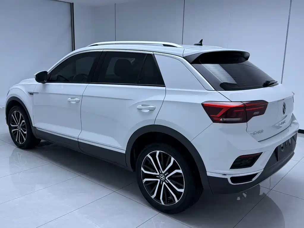 Volkswagen T-Roc — миниатюра 6