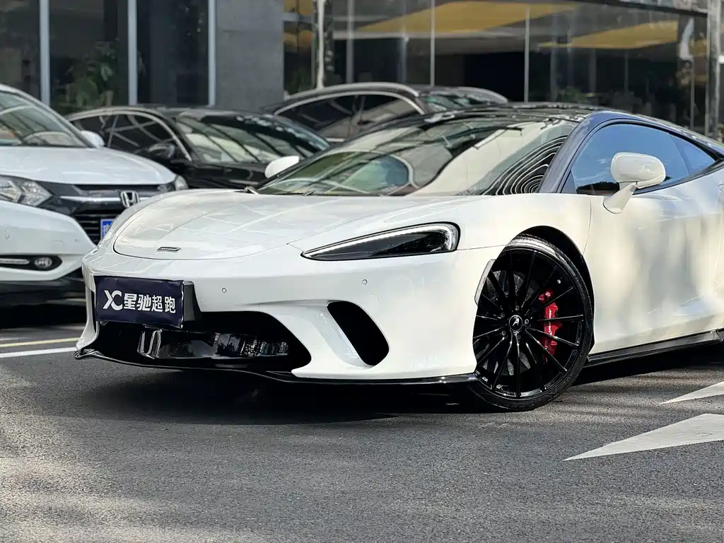 McLaren GT — миниатюра 4