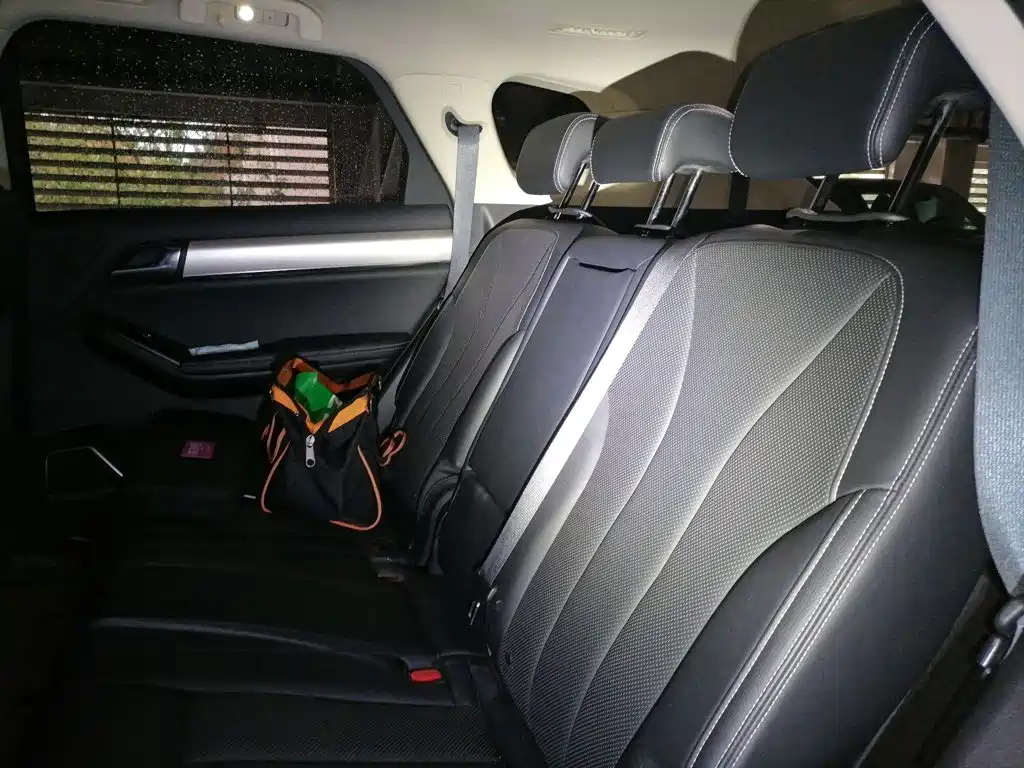 BYD Tang — миниатюра 13