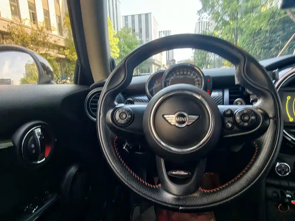MINI Mini — миниатюра 18