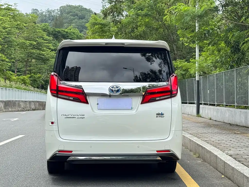 Toyota Alphard 2021 2.5L Premium