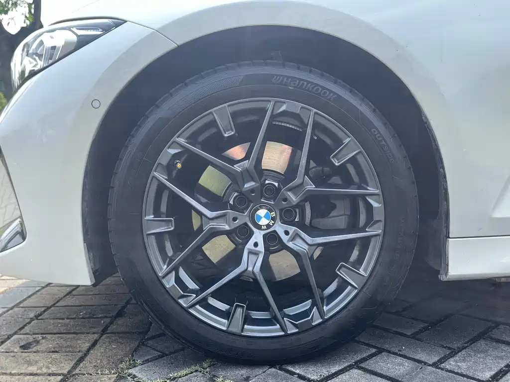 BMW 3 Series — миниатюра 19